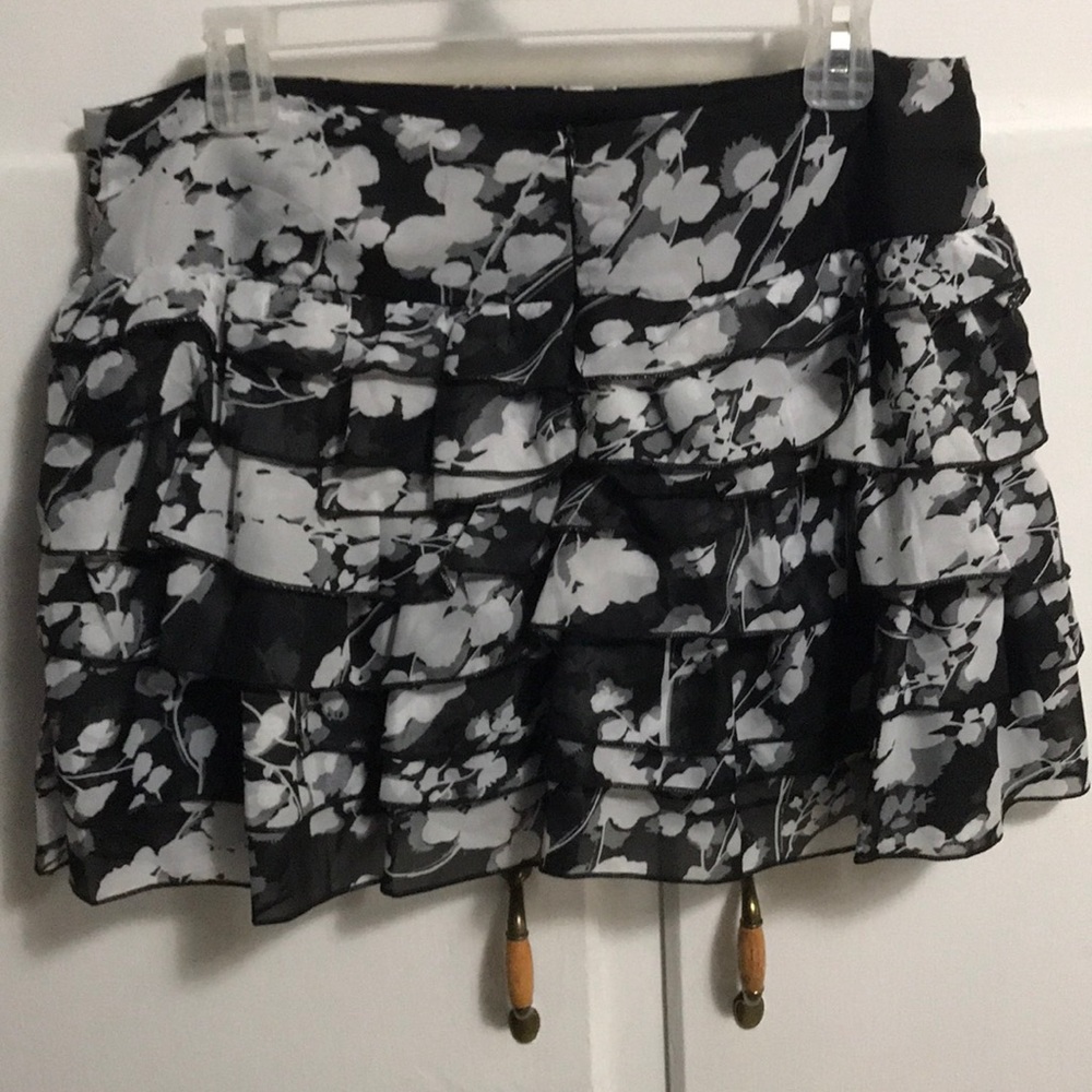 Mini skirt - Picture 3 of 5